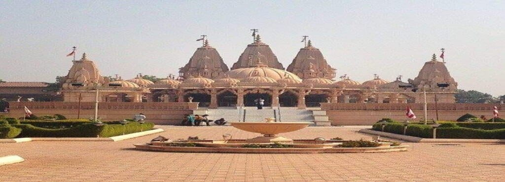 359ed shri swaminarayan mandir m i g colony indore temples 3vb2o9u