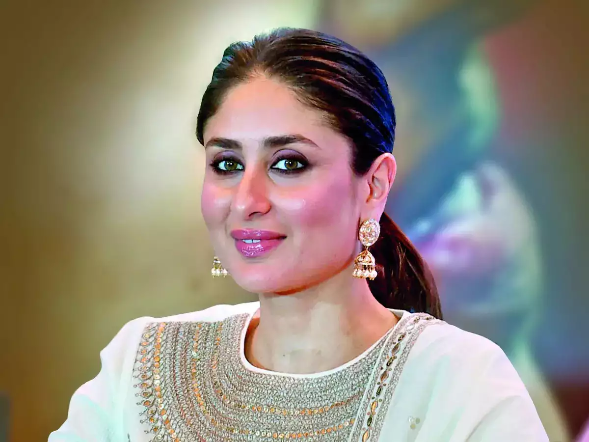 kareena kapoor khan working on producer rhea kapoors upcoming project