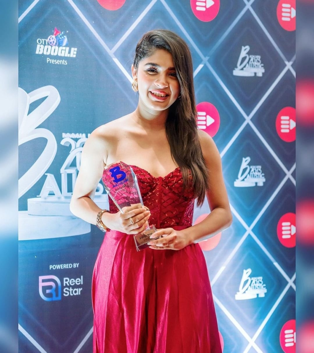 Adrija roy got best actress award