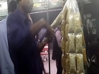 Salted Peanuts in train bad