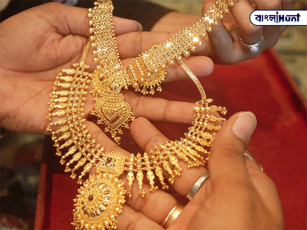 e tailers see gold diamonds boosting sales on akshaya tritiya