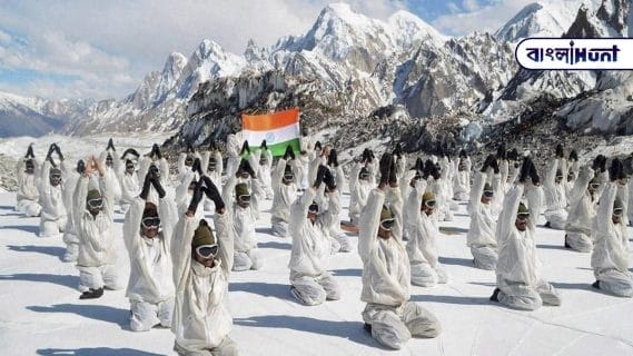 yoga day event in siachen 5d7eb95a df04 11e9 b0cd 667d8786d605