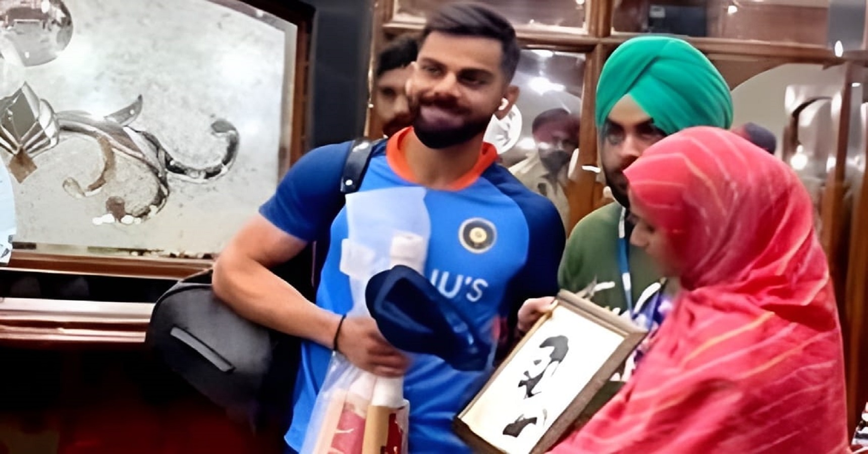 gift from fan kohli