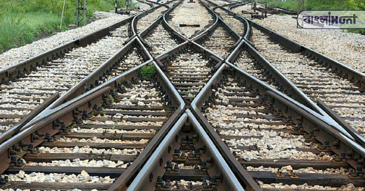 Train track intersec