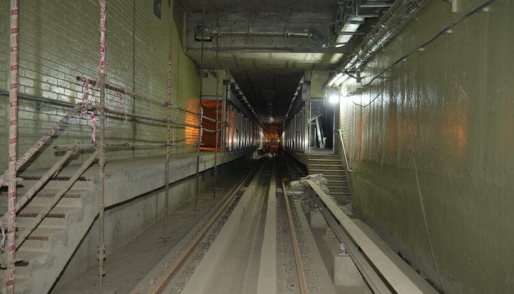 Howrah maidan metro