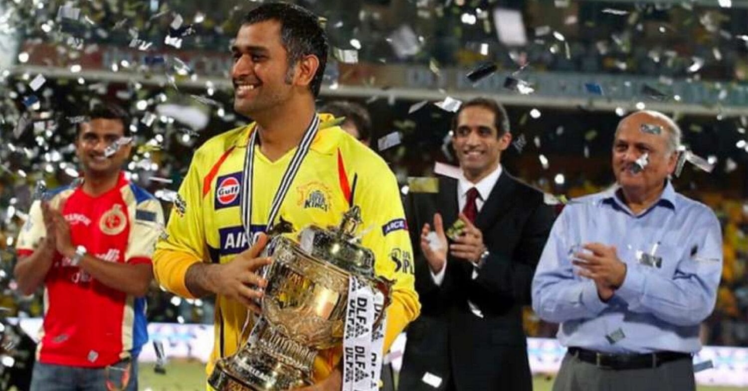 dhoni ipl trophy