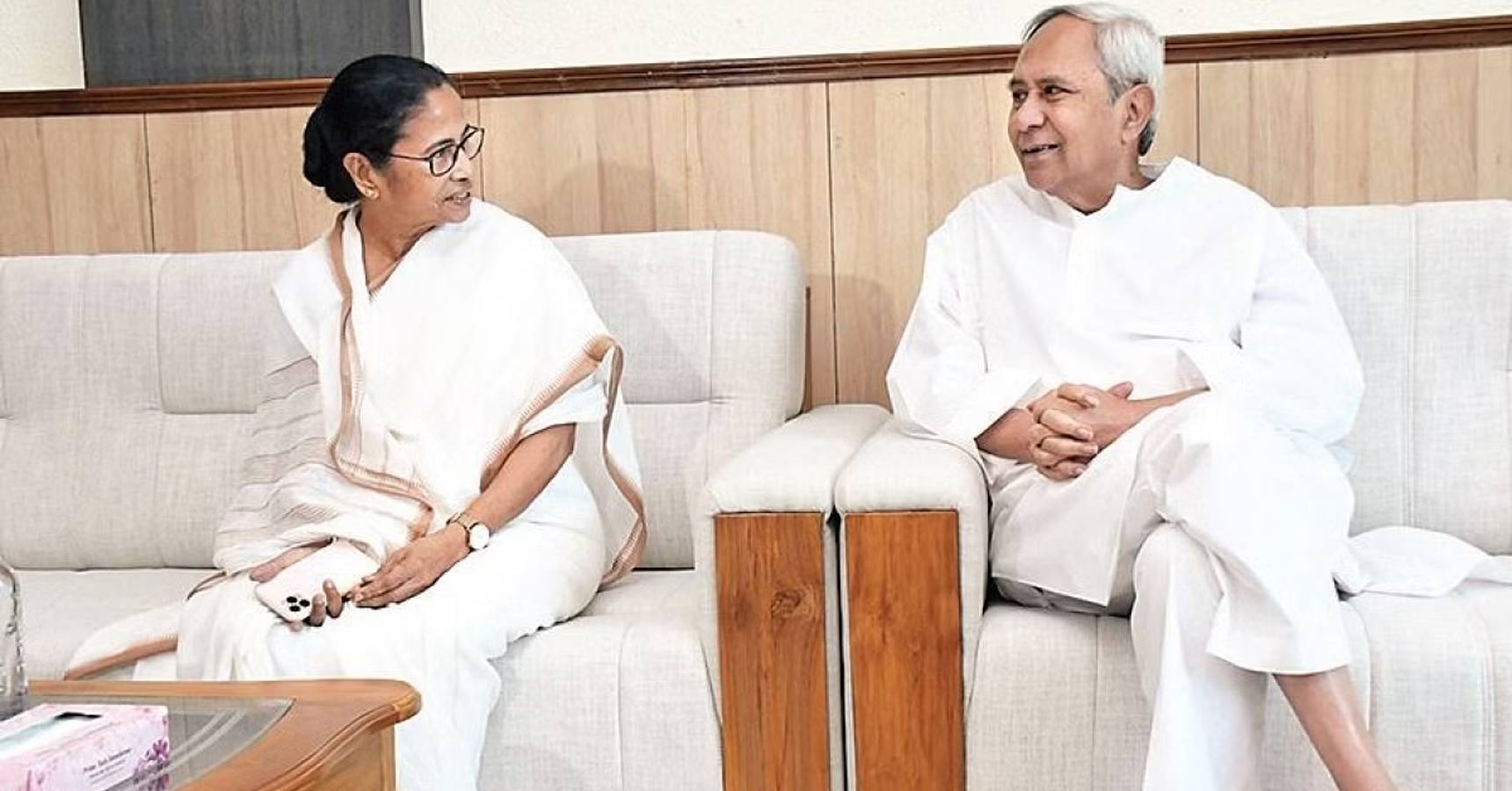 naveen patnaik mamata banerjee