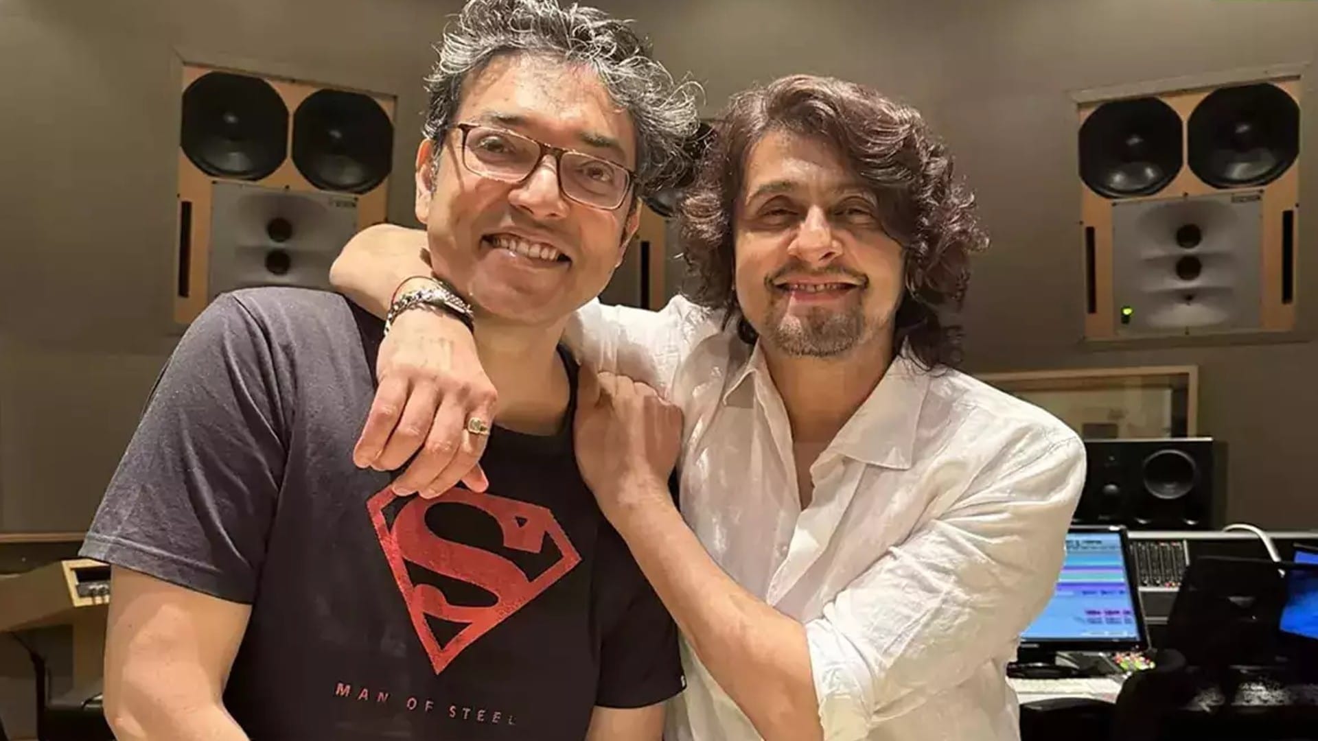 Sonu Nigam-Anupam Roy