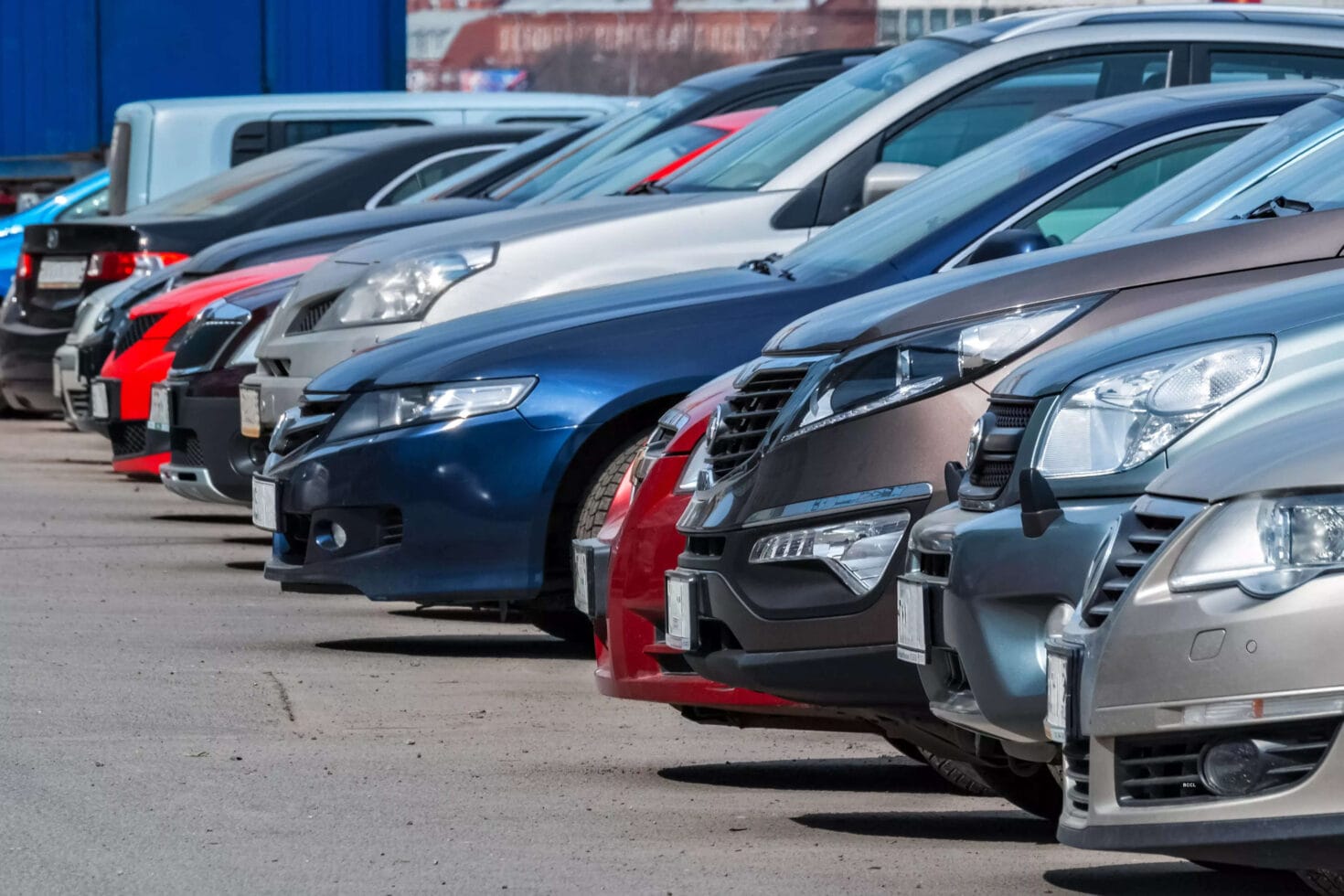 automobile retail sales see double digit growth in feb on robust demand