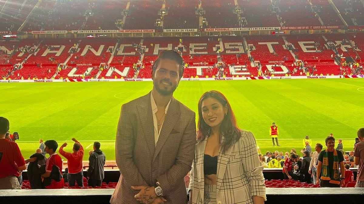 nitish rana wife man united