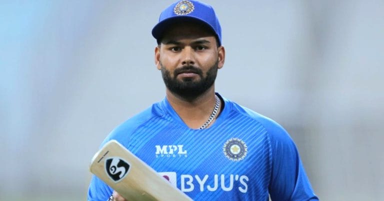 rishabh pant bat