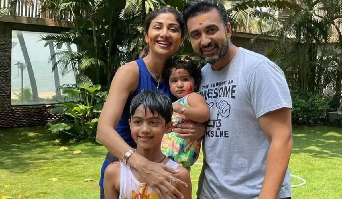 shilpa shetty kids bollywood actresses who became mother with surrogacy.jpg