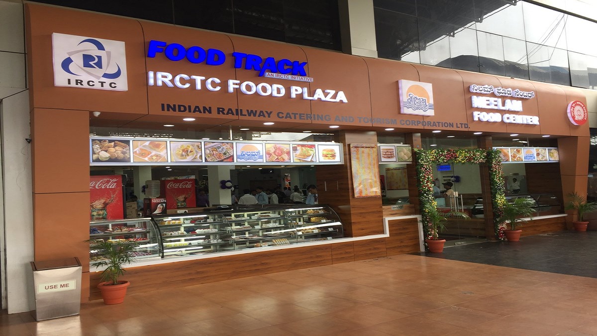 irctc food plaza 1647099383