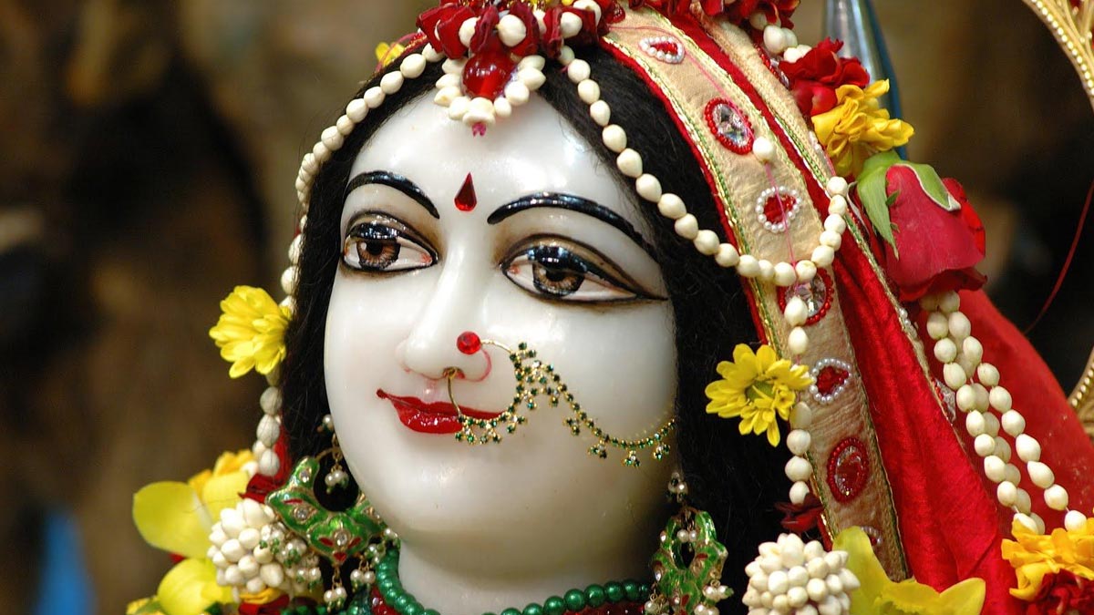 On the day of Radha Ashtami must follow these 4 tips