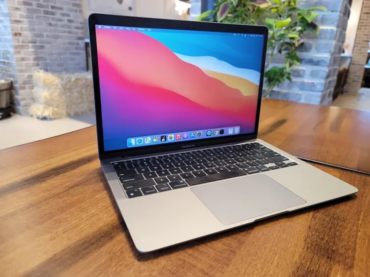 MacBook Air M1 is suddenly Rs 30,000 cheaper 