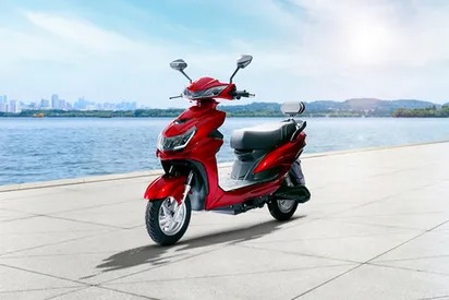 You will be surprised to know the features of this electric scooter