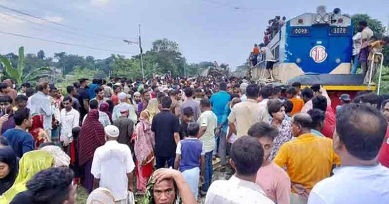 bangladesh train accident