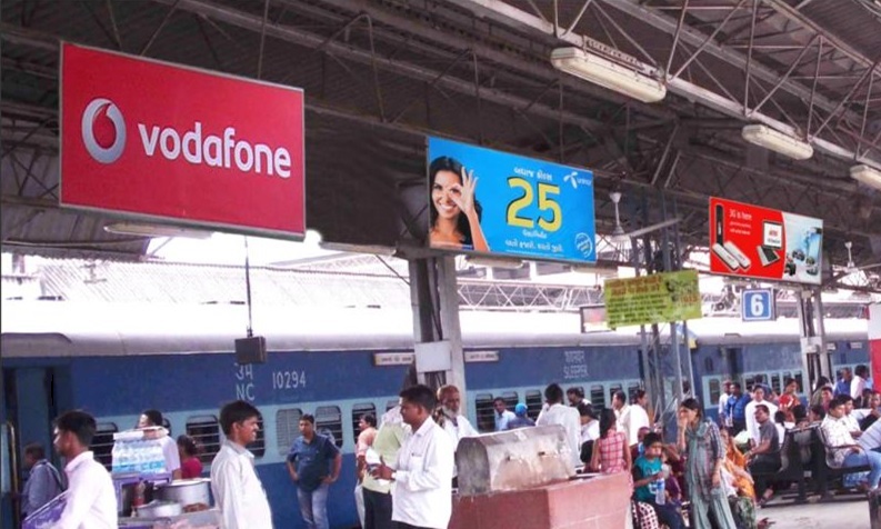 Advertising on Bangalore Railway Platforms