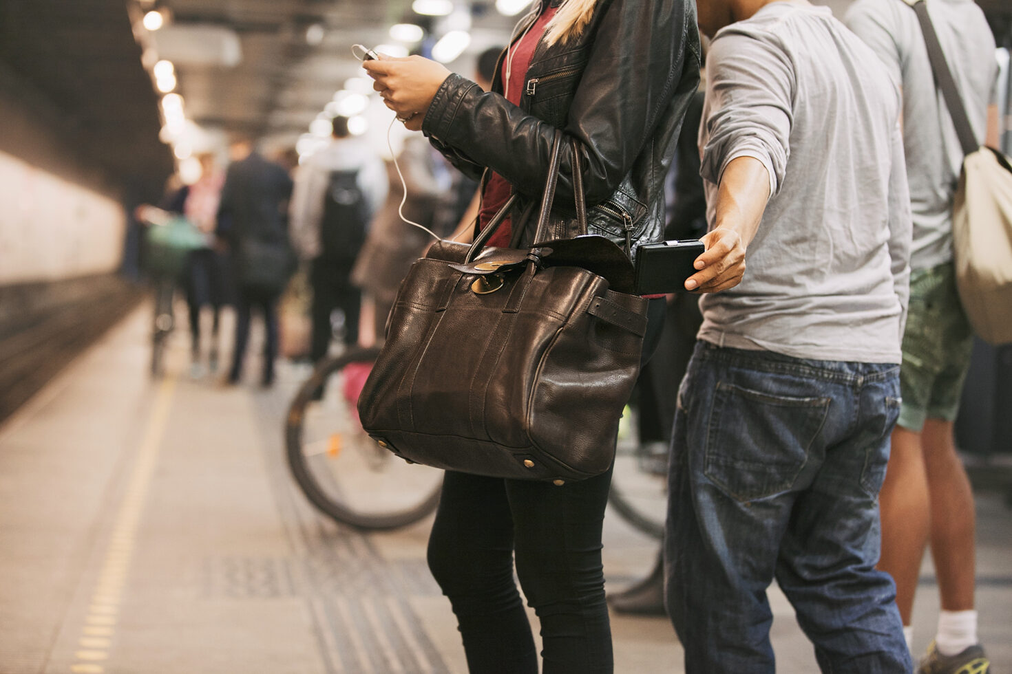 pickpocket subway