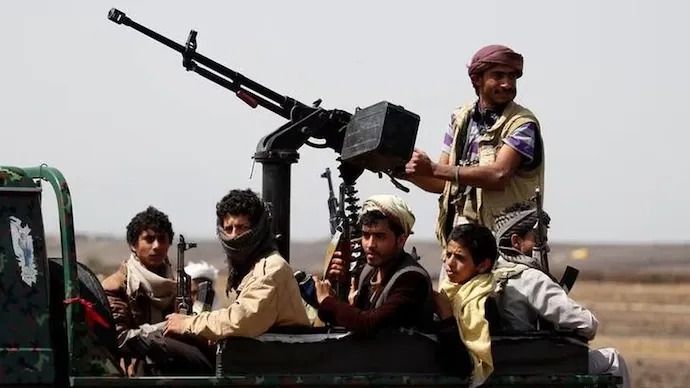 Houthi are firing missiles into the Red Sea