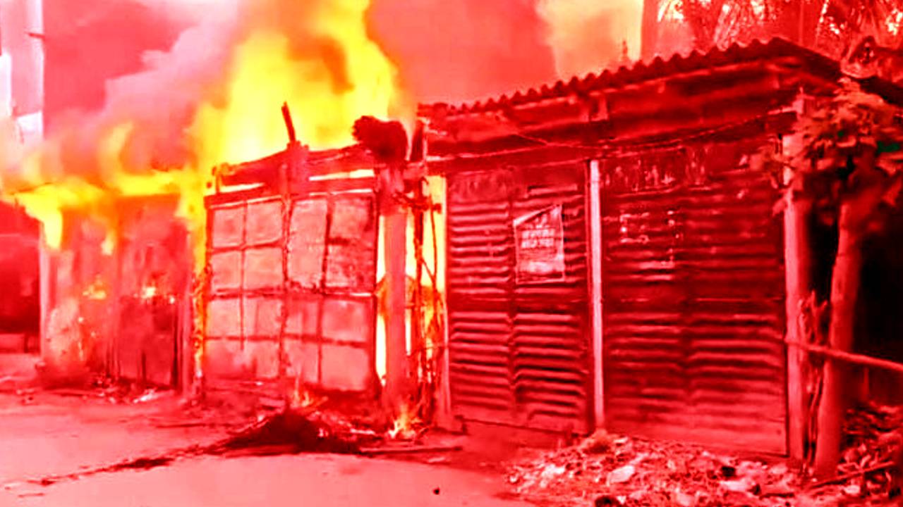 fire broke out tmc workers shop in sandeshkhali