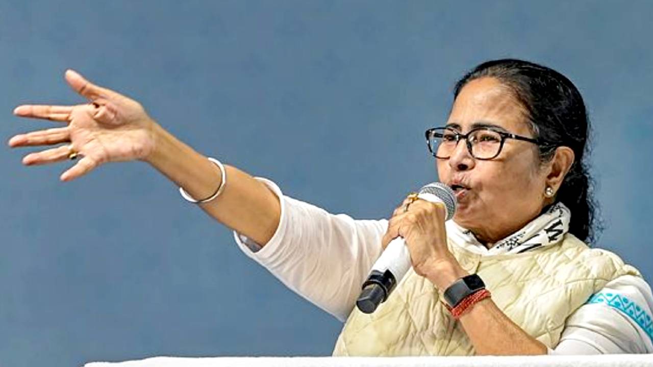 mamata banerjee swasthya sathi card benefits for migrant workers