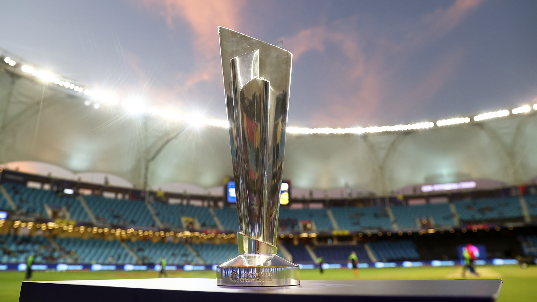 the icc men s t20 world cup trophy