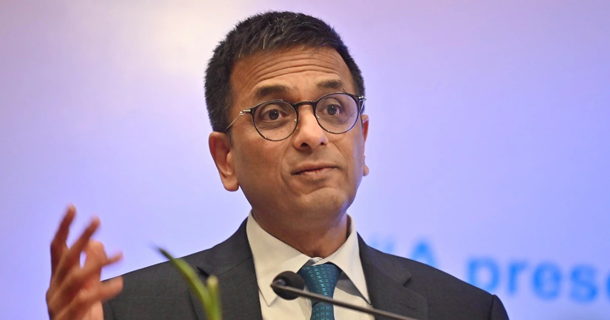 CJI Chandrachud praised the Modi government.