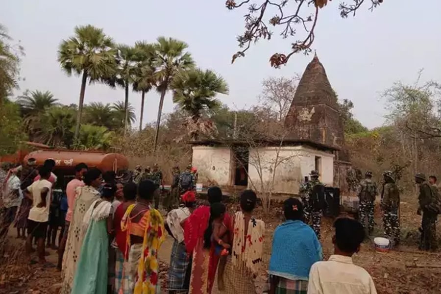 Ram temple closed by Maoists opens after 21 years.