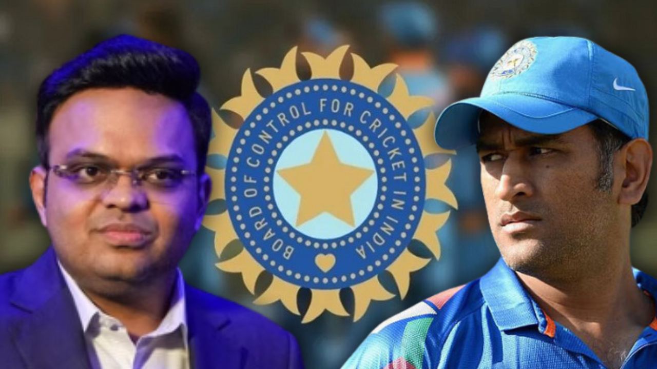 BCCI gave Dhoni a big responsibility in selecting the head coach of the Indian team.