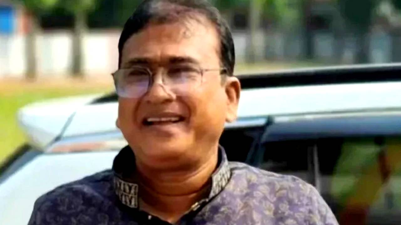 Bangladesh MP Anwarul Azim Anar dead body found in Kolkata New Town apartment