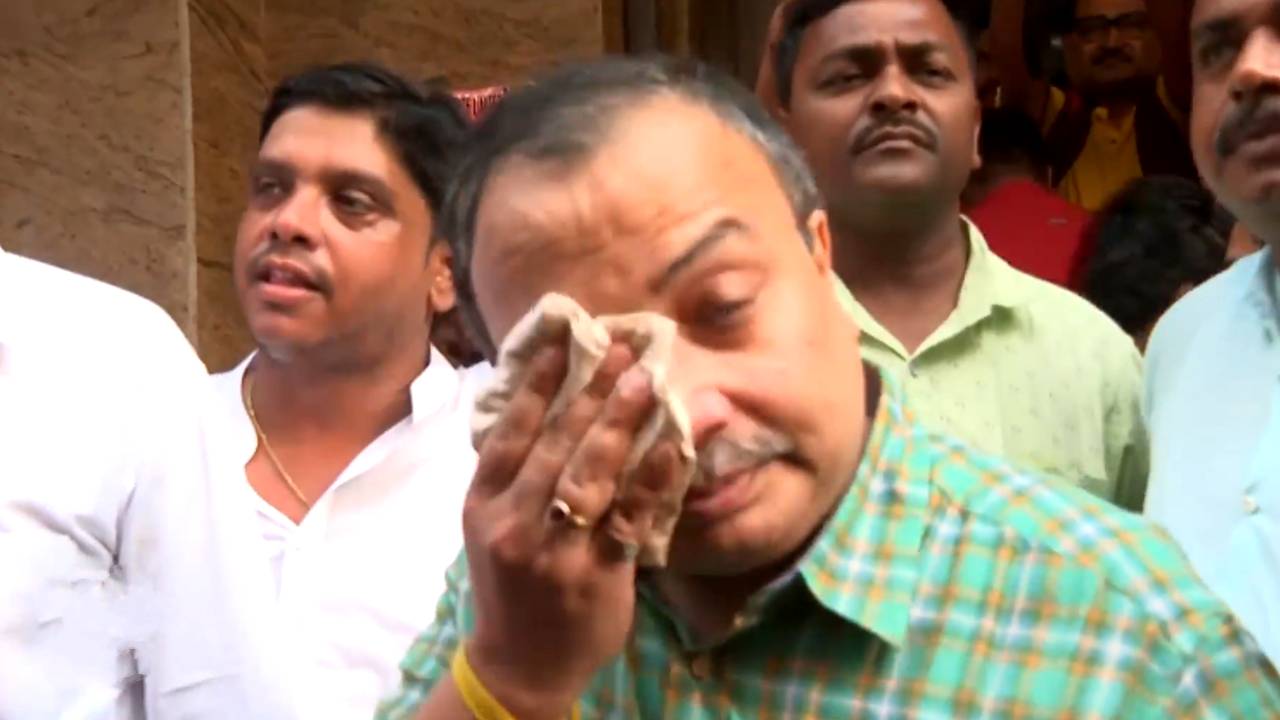 Kunal Ghosh crying