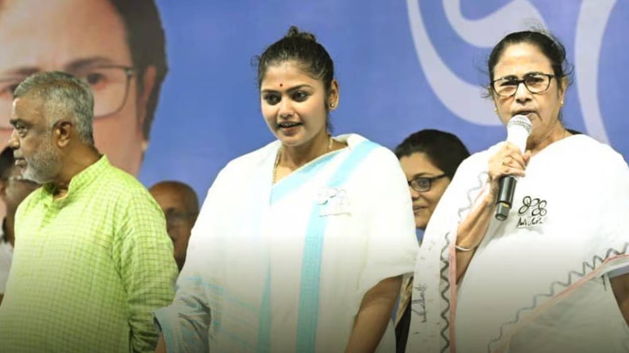 Mamata Banerjee Saayoni Ghosh