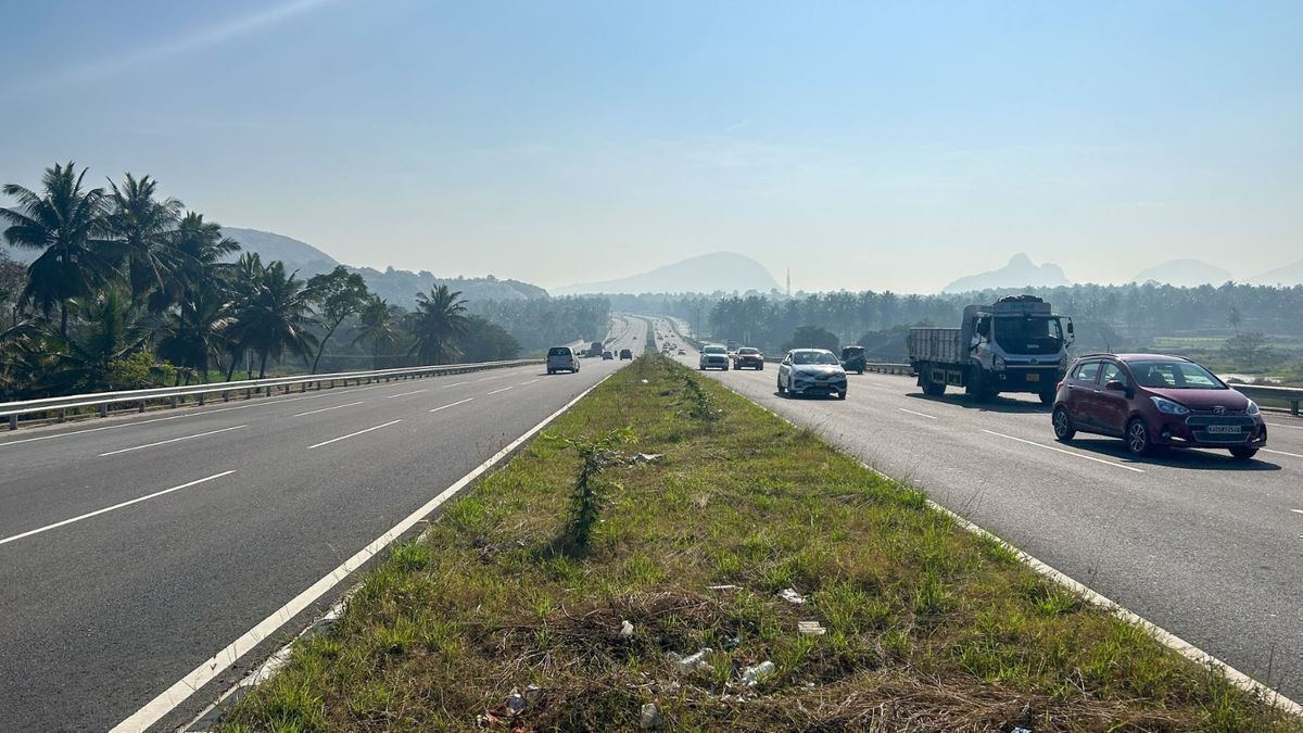 Another expressway of the country is under construction.