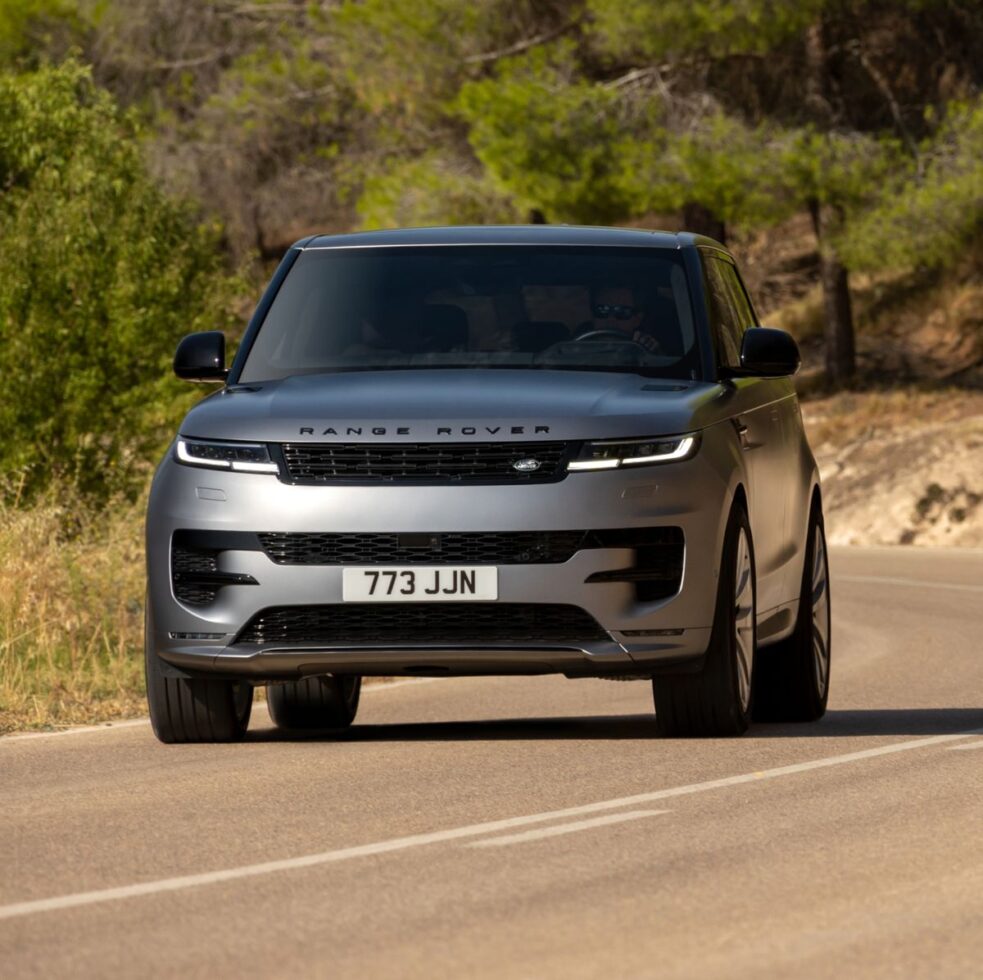 This time Tata Motors will make Range Rover in India.