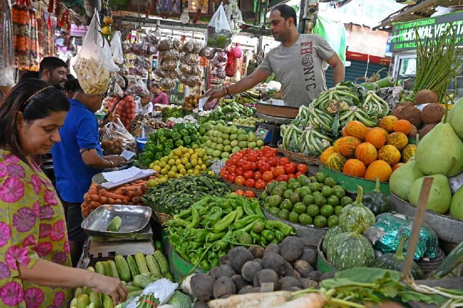 The prices of vegetables are increasing in West Bengal.