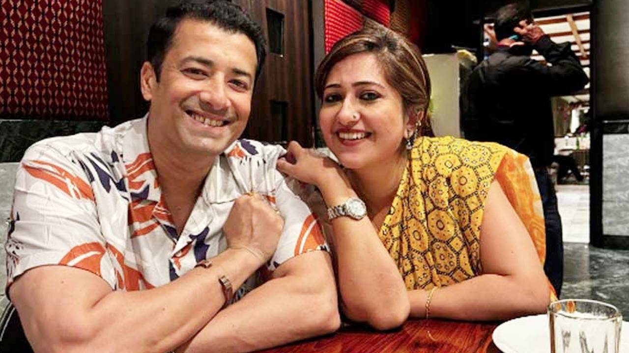 Rishi Kaushik wife Debjani Chakraborty