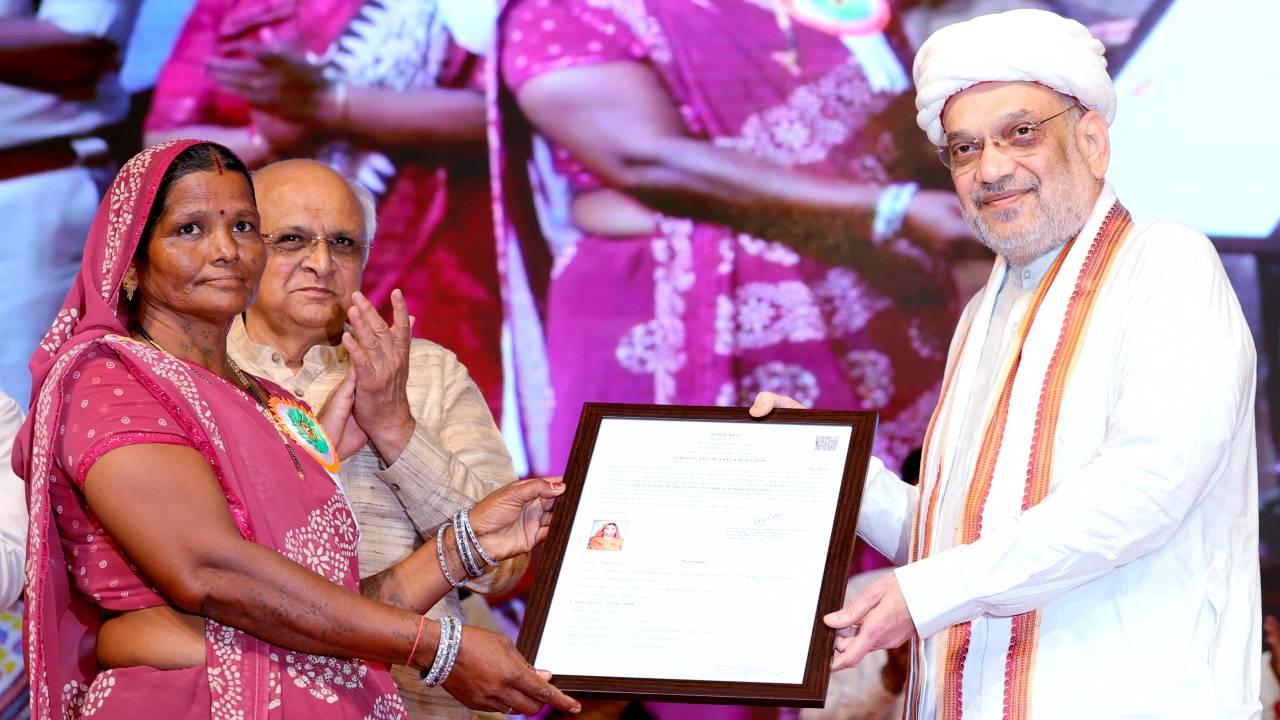 CAA Amit Shah gives Citizenship Certificates to 188 in Ahmedabad