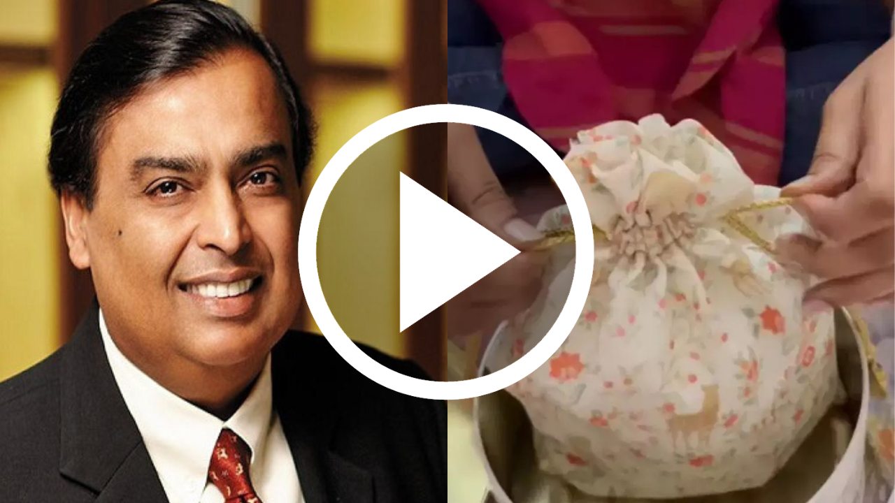 What gifts did Reliance Jio give to employees on Diwali?