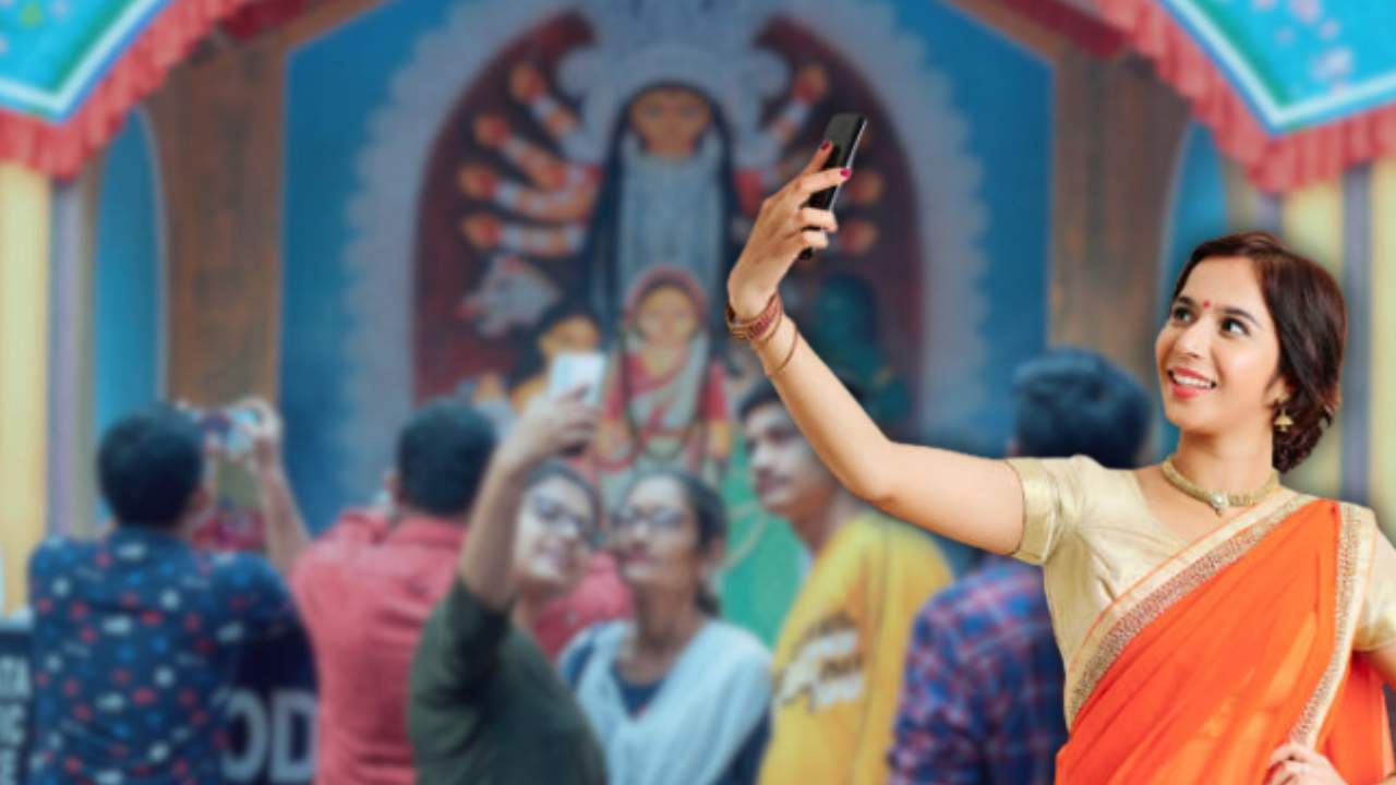 Participate in Bangla Hunt's Selfie Contest on Durga Puja.
