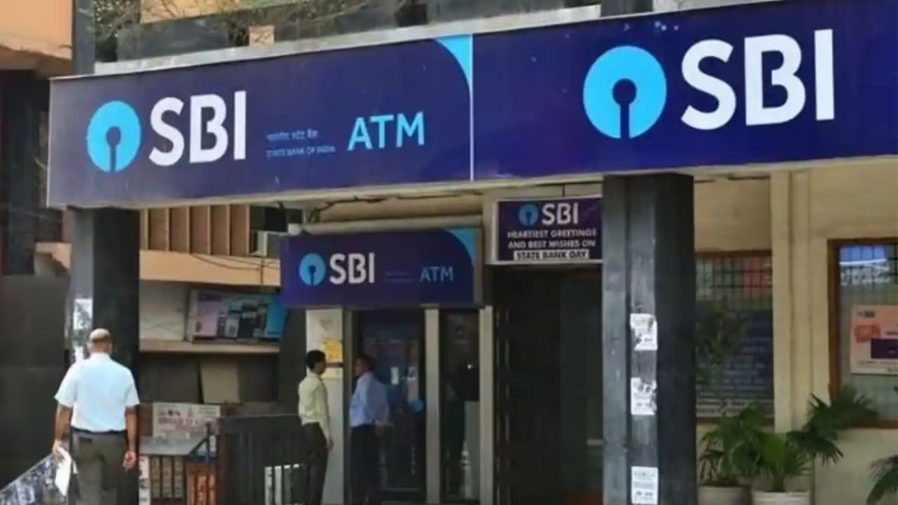 State Bank Of India took a big decision for customers.