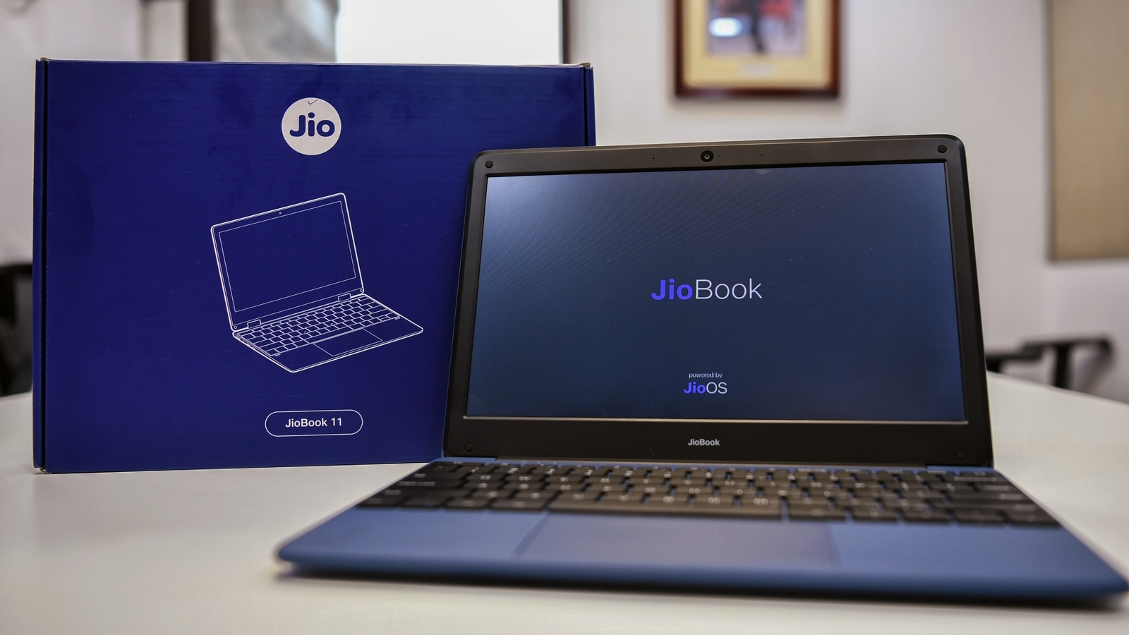 JioBook 11