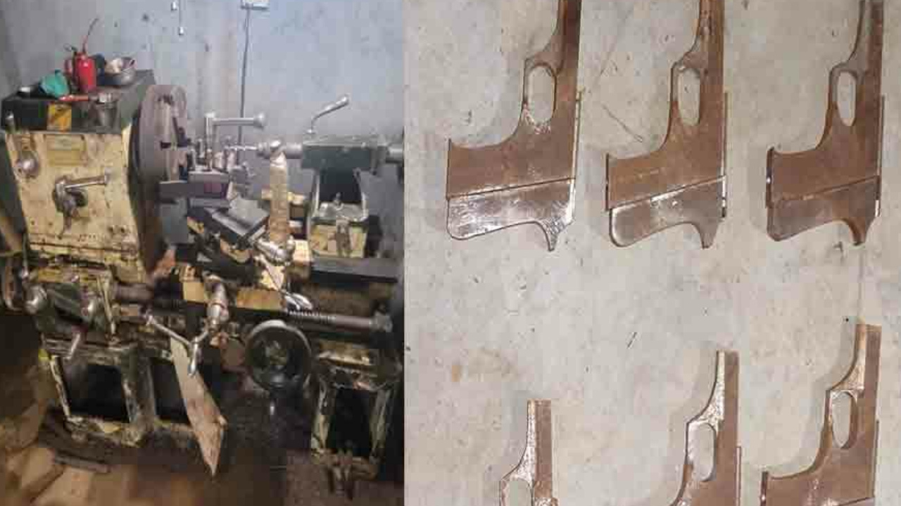 Kolkata police caught firearms factory in bihar