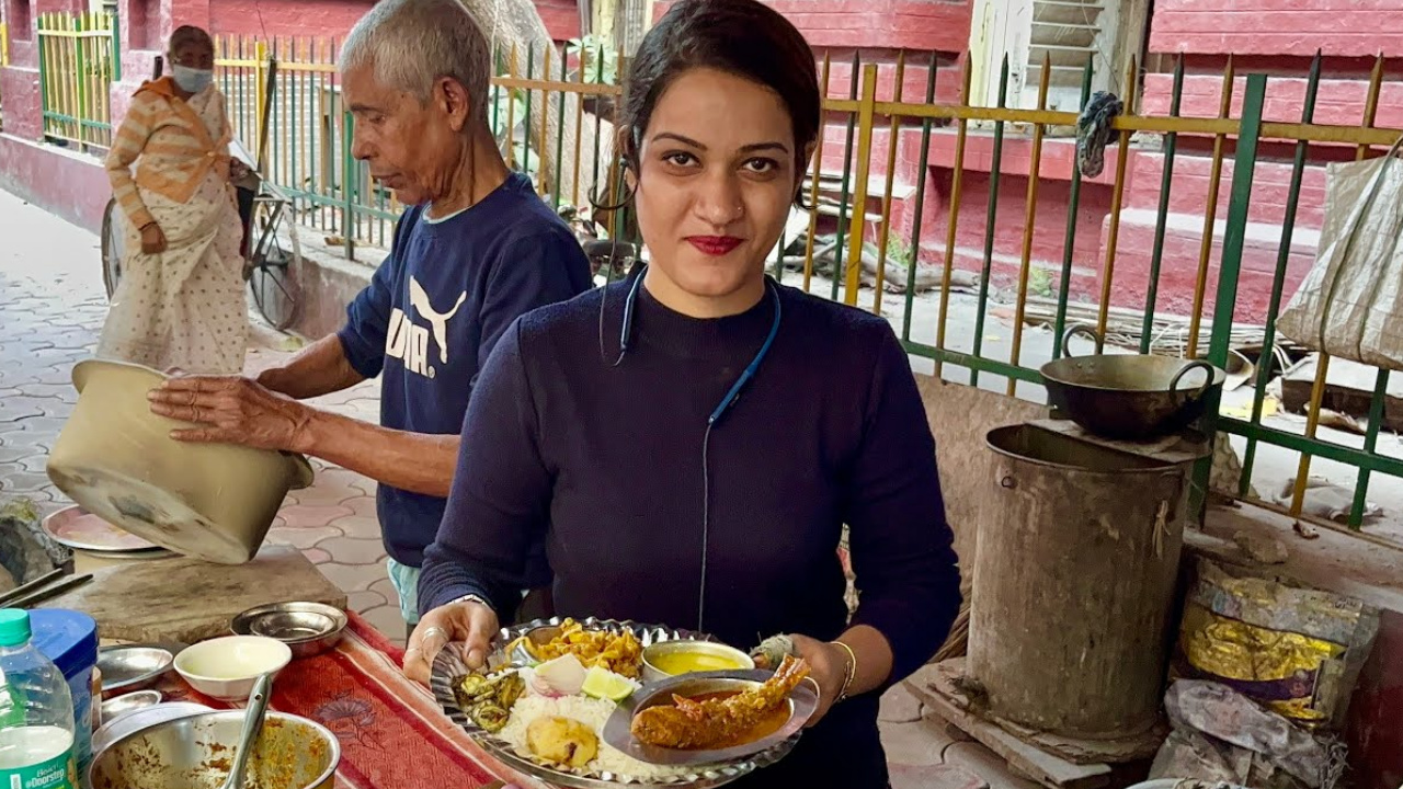 Smart didi nandini is opening new ac restaurant