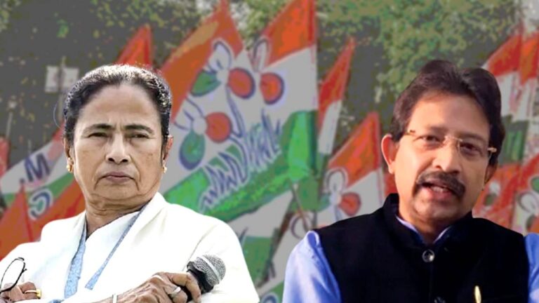 Mamata Banerjee gives Bhai Phota to Rajib Banerjee