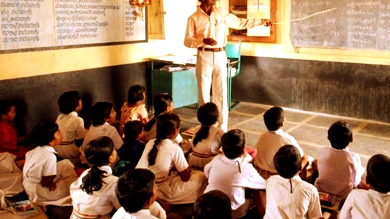 Digital attendance system in this Guskara Primary School