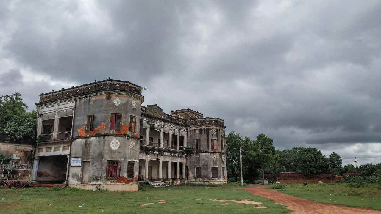 Jhargram palace gives great news