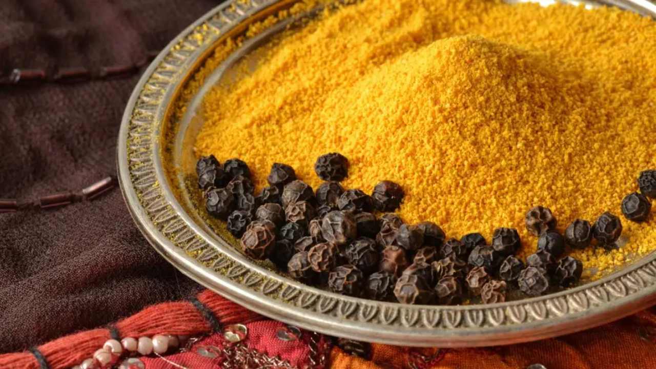 Turmeric and this special spice good for health 