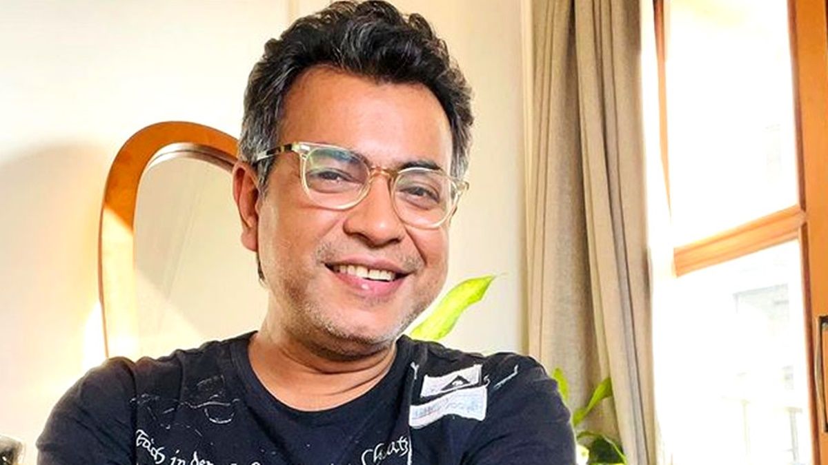 Rudranil ghosh took a dig at dev for his fans trolling