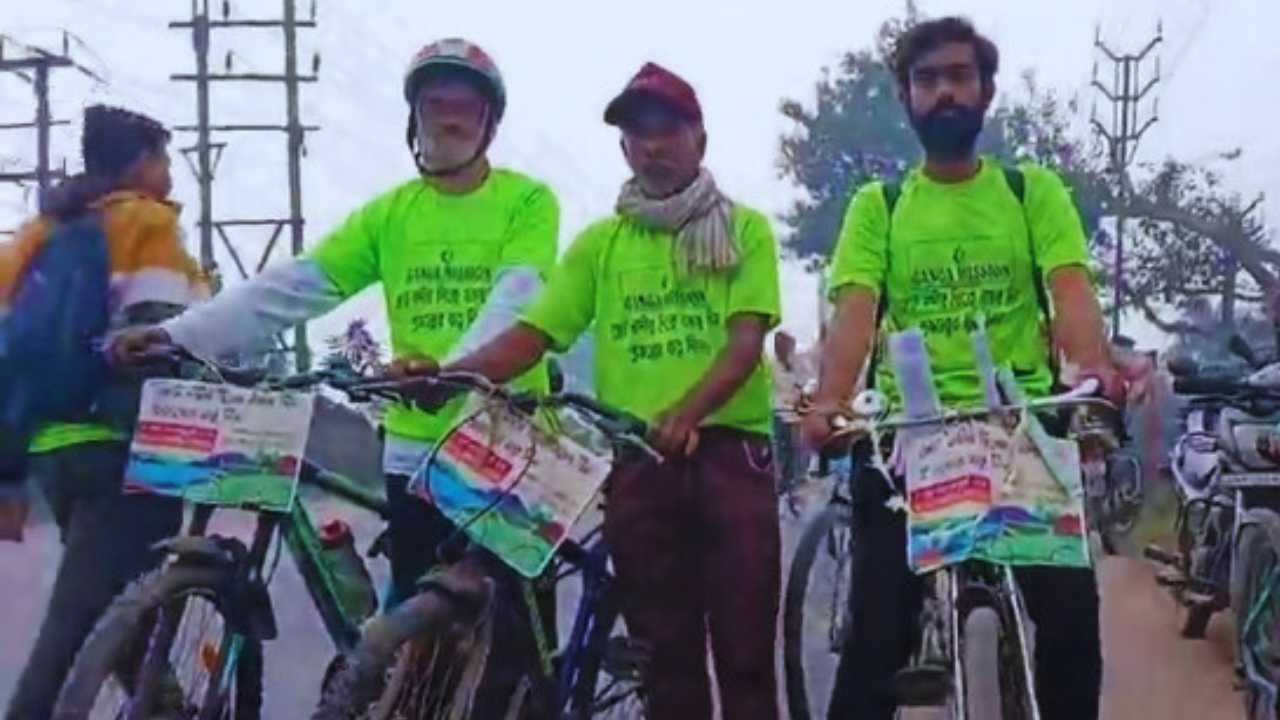 Youth do this for save rivers in West Bengal